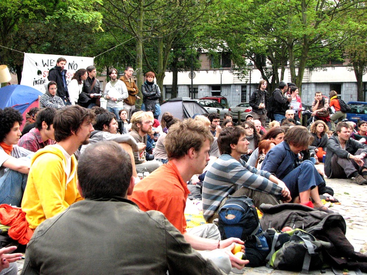 L'assemblée a lieu dans le quartier de St-Gilles pour toucher un public concerné