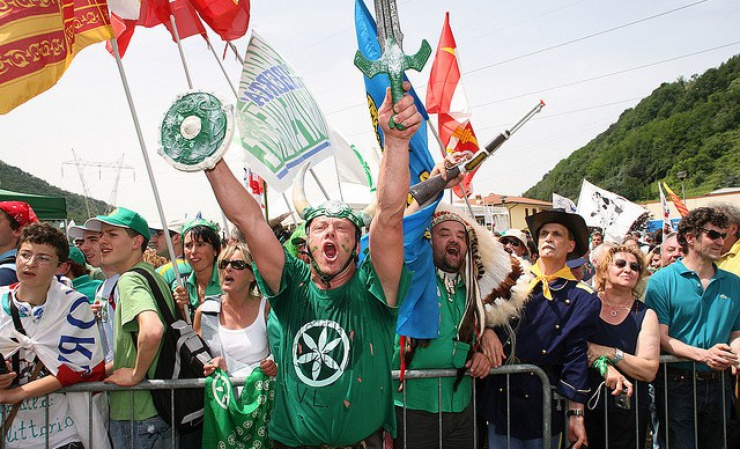 Das Symbol der Lega Nord geht auf den Krieger Alberto da Giussano zurück und soll an die Werte der mittelalterlichen Lombardei erinnern.