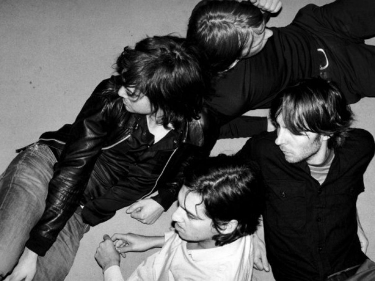 In basso: Thomas Mars e Christian Mazzalai.