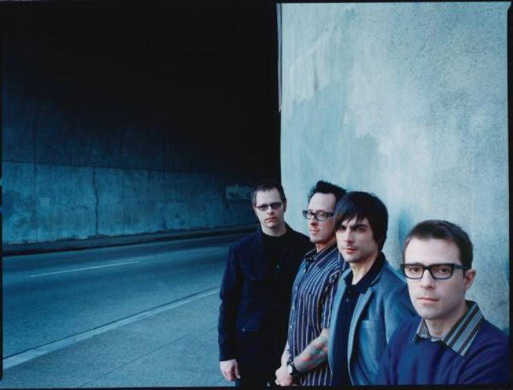©myspace.com/weezer