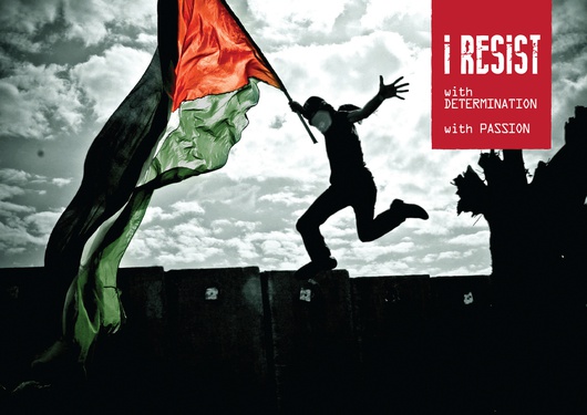 Realizado por el colectivo "I resist"