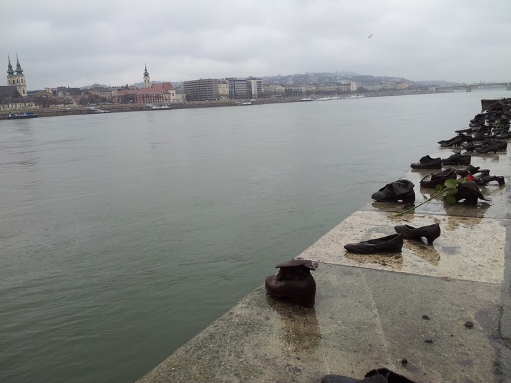Les "chaussures au bord du Danube"
