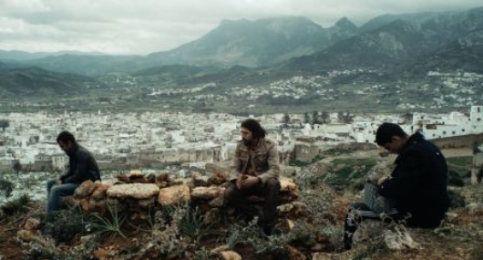 Death_for_Sale_pic5__Entre-Chien-et-Loup_Agora-Films_Liaison-Cinematographique_2011_klein.png