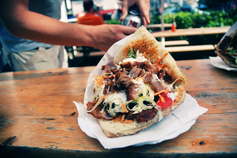 Pita, carne e verdure. L'ennesima eredità bizantina?