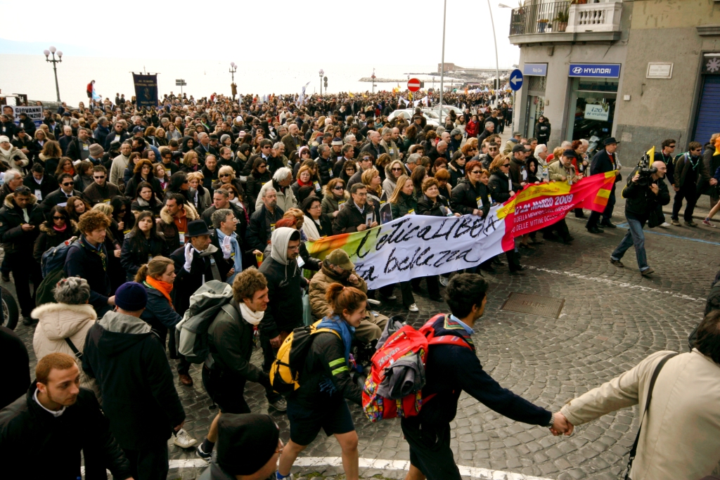 Naples contre la mafia