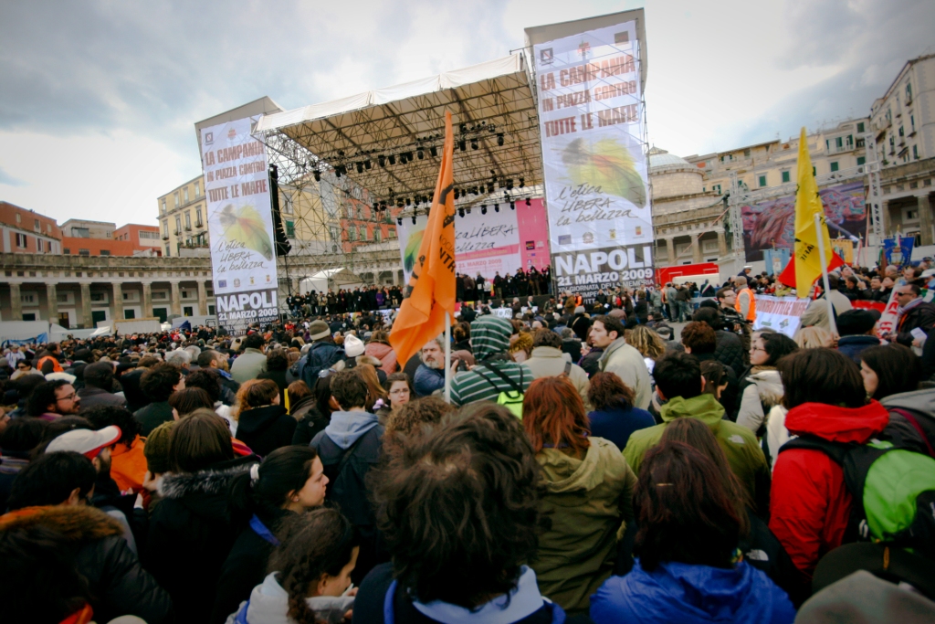 A Naples contre la mafia