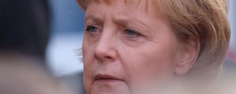 Image for Video, Berlusconi fait coucou à Merkel