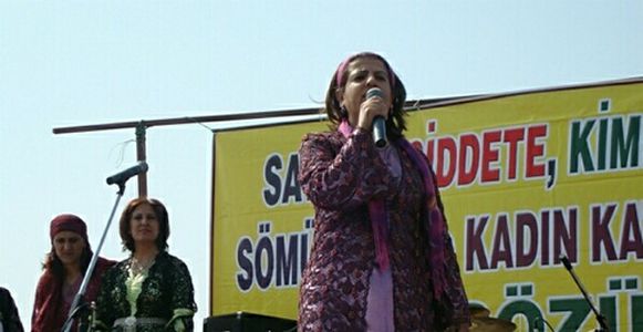 Image for Frauentag in Van versinkt im politischen Konflikt