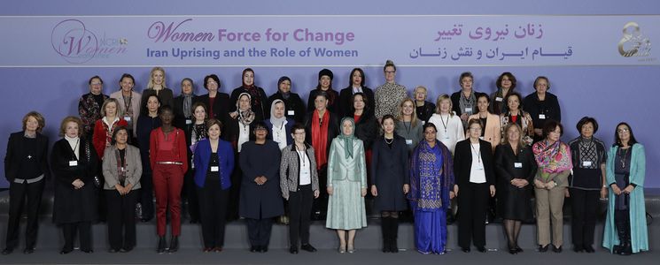Image for Les Iraniennes en première ligne de la révolution en marche en Iran