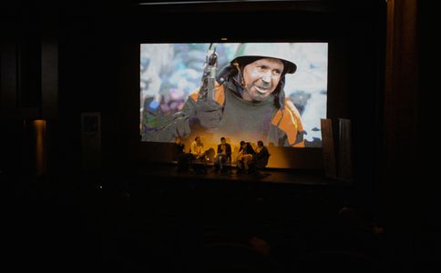 Image for Maïdan : l'oeil de Loznitsa sur la crise ukrainienne