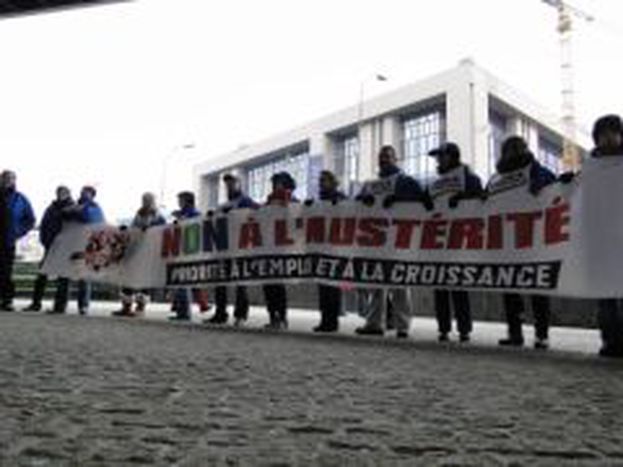 Image for Les syndicats se serrent la ceinture en préparation du Conseil européen