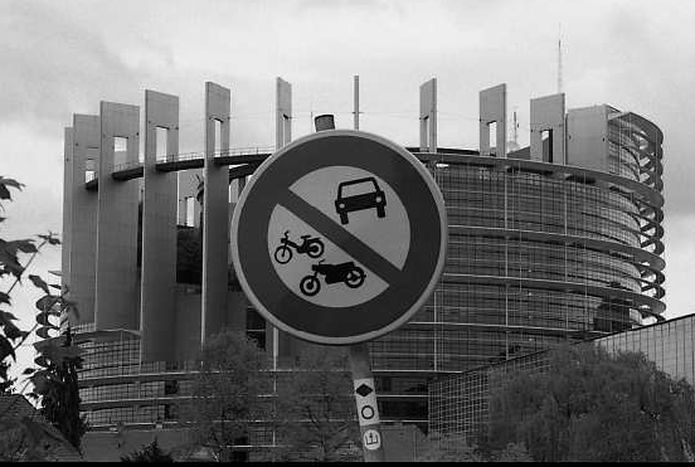 Image for Strasburgo delle istituzioni e della gente