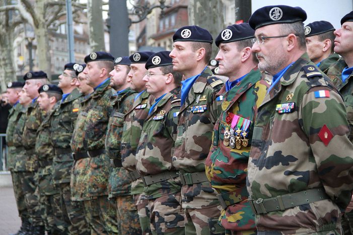 Image for L’Europe de la défense : rêve ou réalité ?