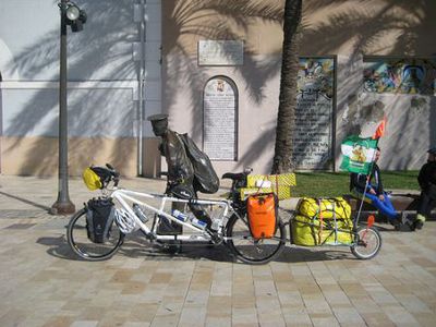 Image for Tandem nostrum: pedalando per unire i paesi del Mediterraneo