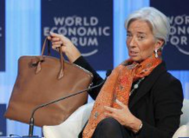 Image for Fashion-forward female leaders to make it right