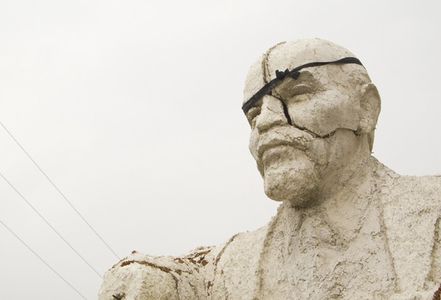 Image for Tirana, arte, cultura e visti per l'estero