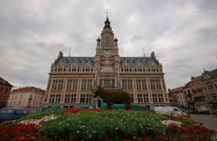 Image for Bruxellois, Bruxelloise, découvrez... Schaerbeek!