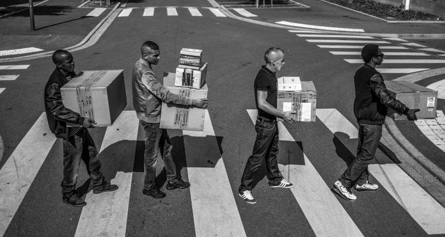 Image for Qu’Allah bénisse la France : un film humaniste sur les banlieues