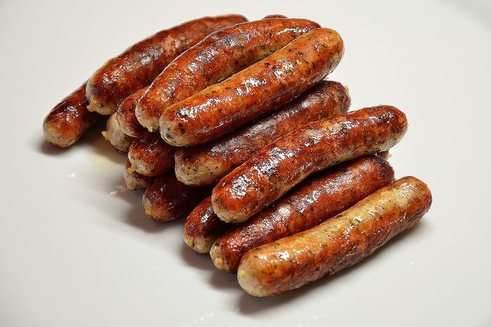 Image for Uli Hoeneß ist auf die (Brat-)Wurst gekommen