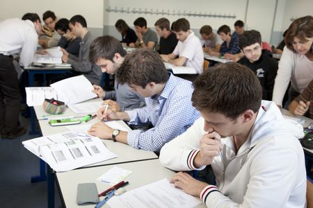 Image for Classi prépas: meritocrazia o privilegio di classe?