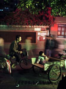 Image for Photos : le rêve chinois à Shanghai et à Canton
