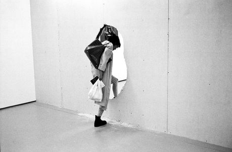 Image for "Visitatori" ("Visiteurs"), ou les clichés européens à la recherche de nouveaux horizons