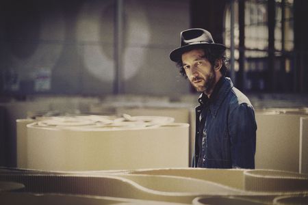 Image for Arthur H : « je pousse les gens à faire l’amour en écoutant ma musique »