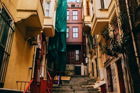 Image for Meet my Hood: Cihangir
