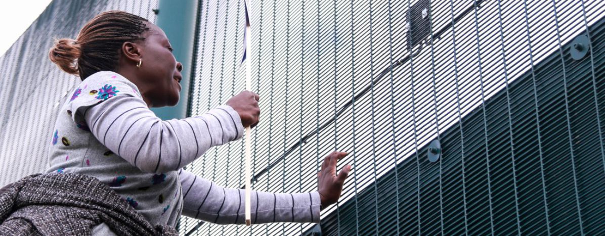 Image for Inghilterra: come sono trattati i migranti?  