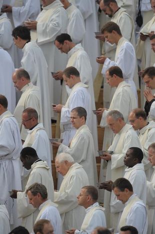 Image for Benedetto XVI un Papa medievale?