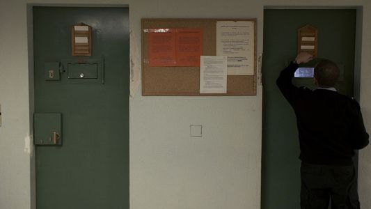 Image for « La nef des fous » : un film humain pour un débat serein