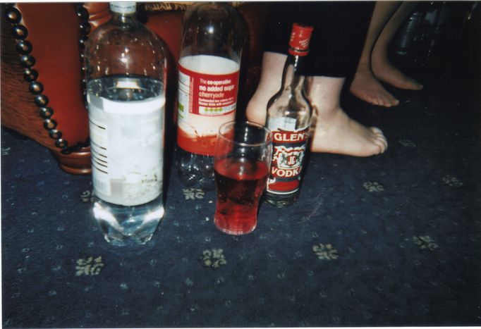 Image for Alcohol: Suecia se emborracha con su vecino