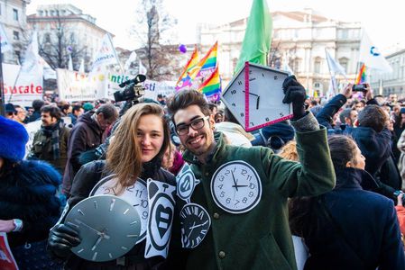 Image for Milano si sveglia per le unioni civili