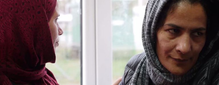 Image for Violent Borders : la réalité glaçante des femmes réfugiées