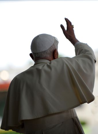 Image for Dimissioni istruzioni per l'uso: consigli per Benedetto XVI