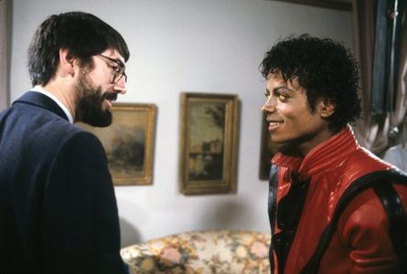 Image for Michael Jackson meurt à 50 ans: l'Europe de l'Est en l'imitant lui rend hommage 