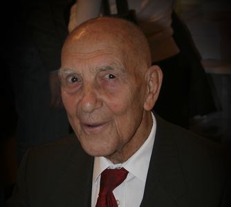 Image for Stéphane Hessel, l'ultimo indignato?