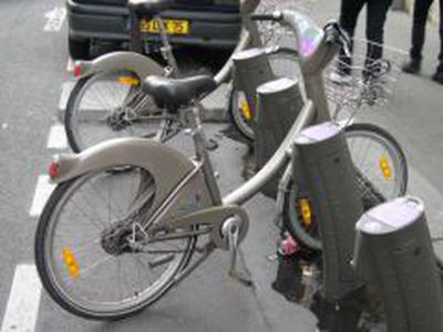 Image for A “spasso” col velib