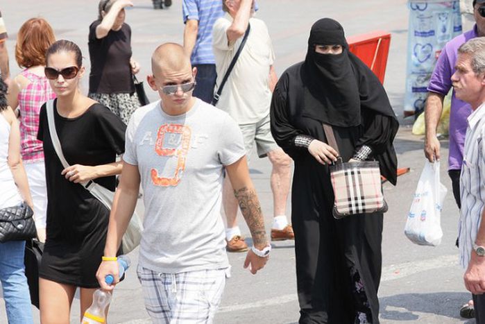 Image for Am Rand von Europa - Erasmus in einem konservativen Stadtteil Istanbuls