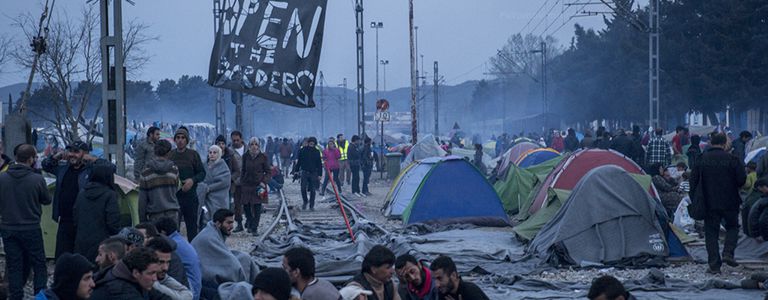 Image for Uchodźcy w Idomeni: Wnioski o azyl przez Skype'a