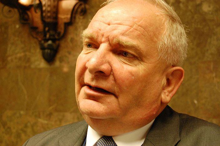 Image for Joseph Daul: «Bisogna far uscire gli incompetenti dal Parlamento»