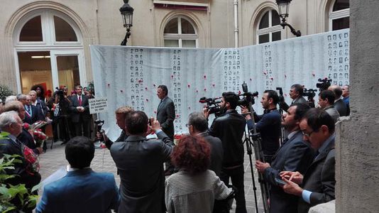 Image for Iran: Une exposition pour la mémoire d'un génocide oublié