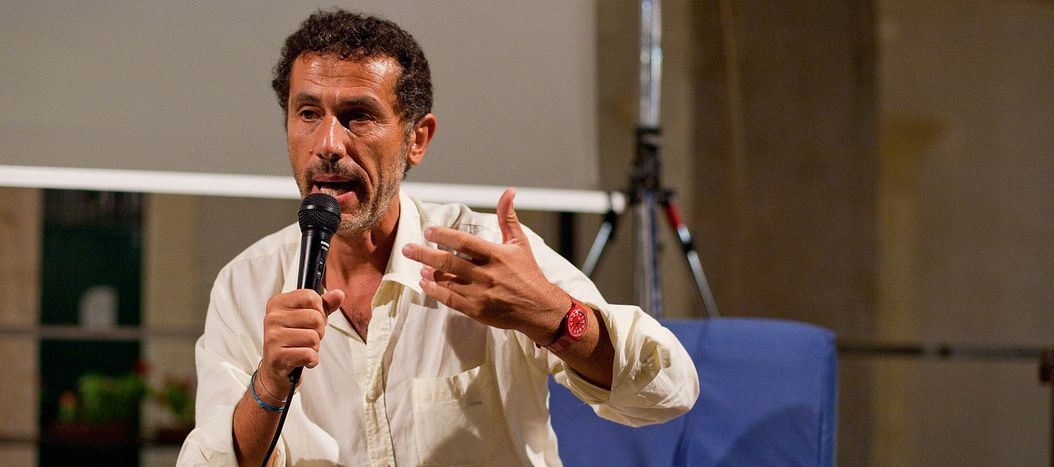 Image for Voci da Lampedusa #1: intervista ad Antonio Mazzeo