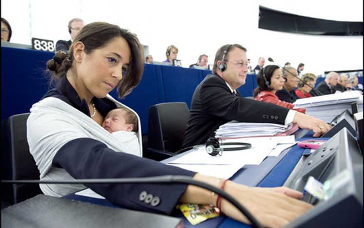 Image for Egalité des sexes : si l'UE ne montre pas l'exemple, alors qui le fera ? 