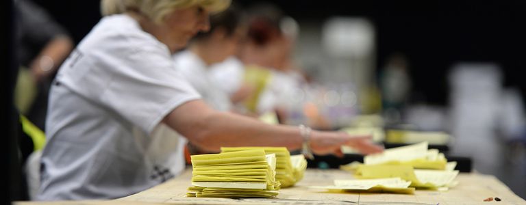 Image for Wie Österreich dem Kleber auf den Leim ging