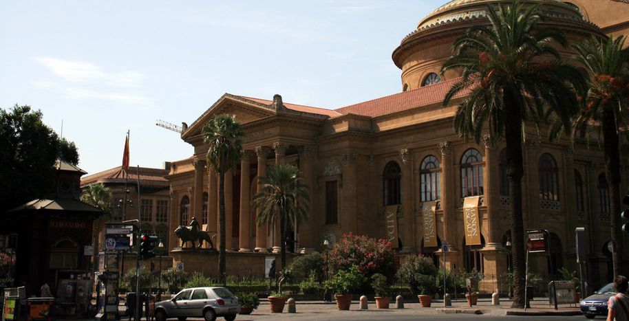 Image for Un Caffè storico sta risvegliando Palermo