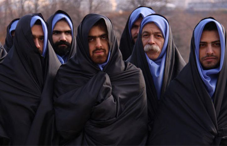 Image for “Ma Liberté Cachée” : des hommes s'affichent la tête voilée