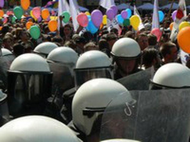 Image for Polonia se rodea de colores
