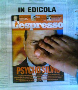 Image for Berlusconi e le donne: una triste commedia all’italiana