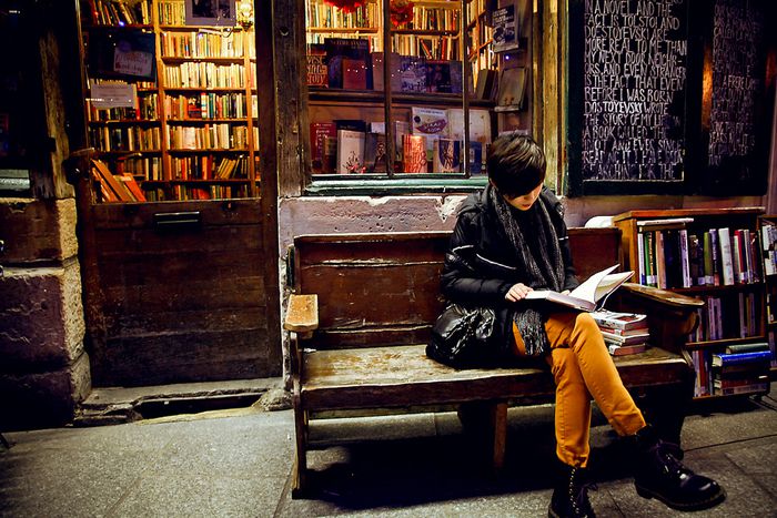 Image for Goncourt : peut-on encore croire aux prix littéraires ?